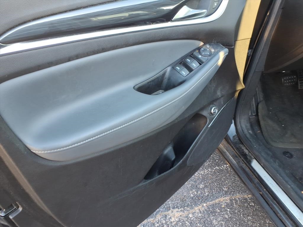 Buick Enclave Essence FWD 2020