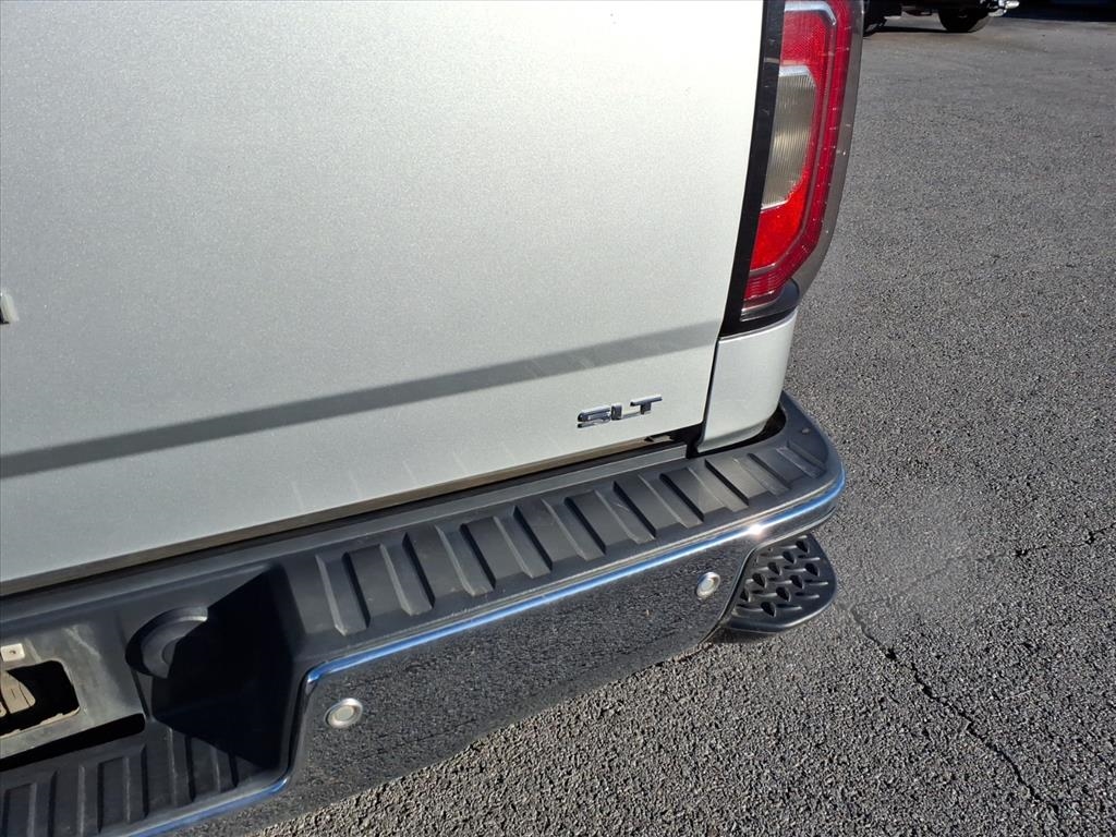 GMC Sierra 1500 SLT Crew Cab Long Box 4WD 2017