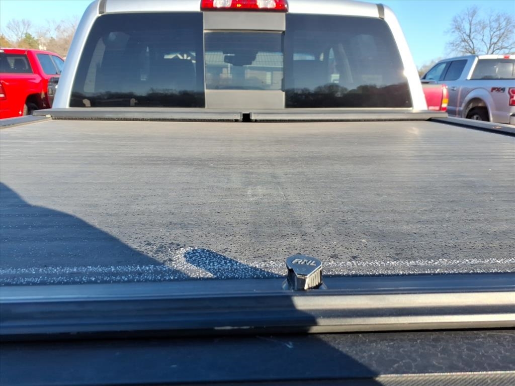 GMC Sierra 1500 SLT Crew Cab Long Box 4WD 2017