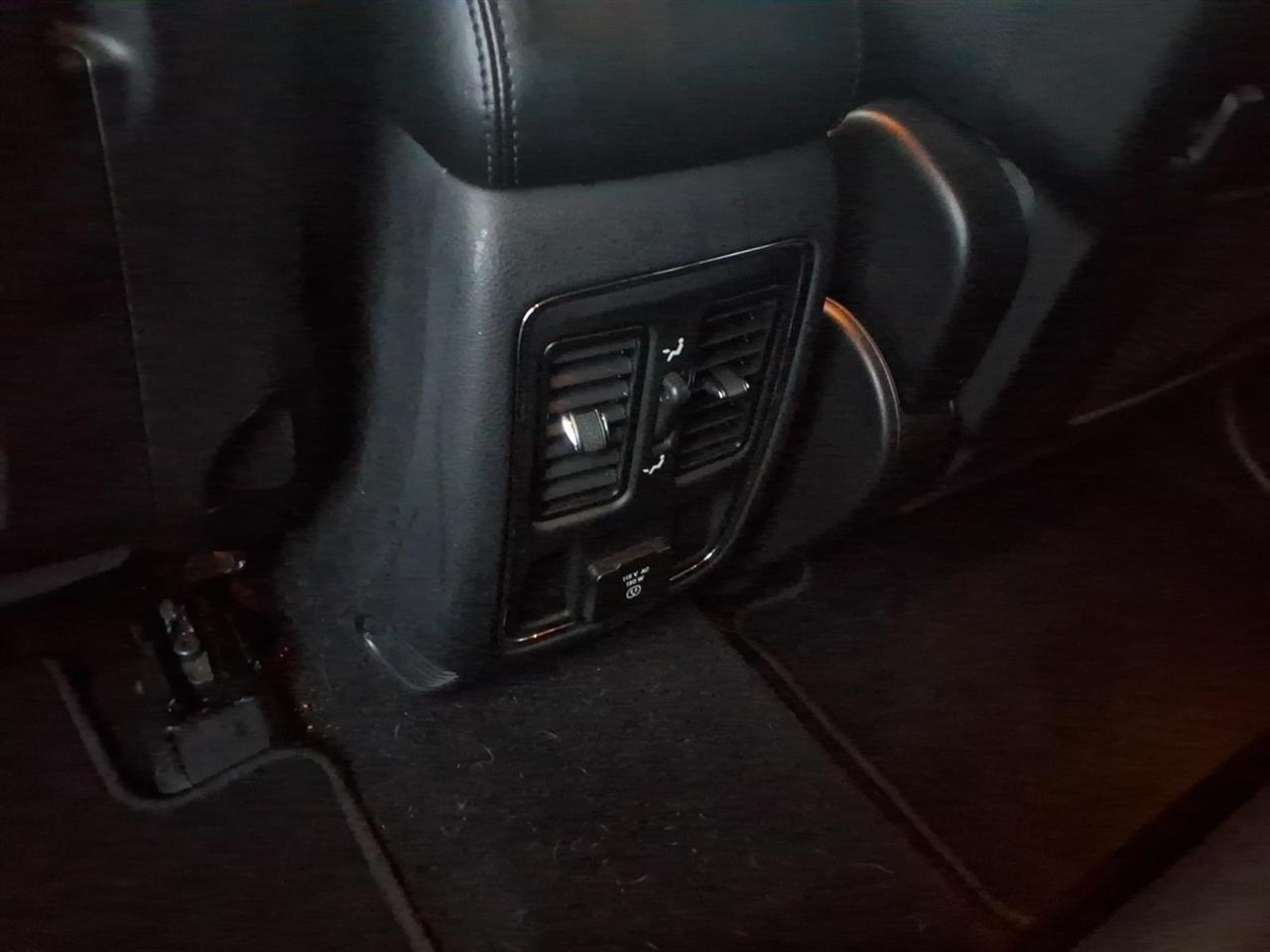 Jeep Grand Cherokee Laredo 4WD 2019