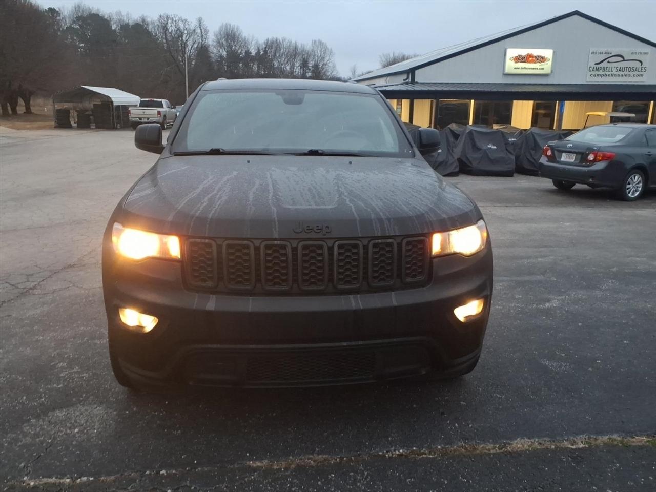 Jeep Grand Cherokee Laredo 4WD 2019