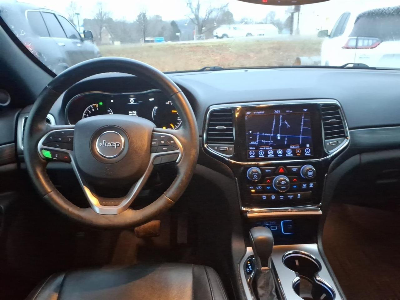 Jeep Grand Cherokee Laredo 4WD 2019