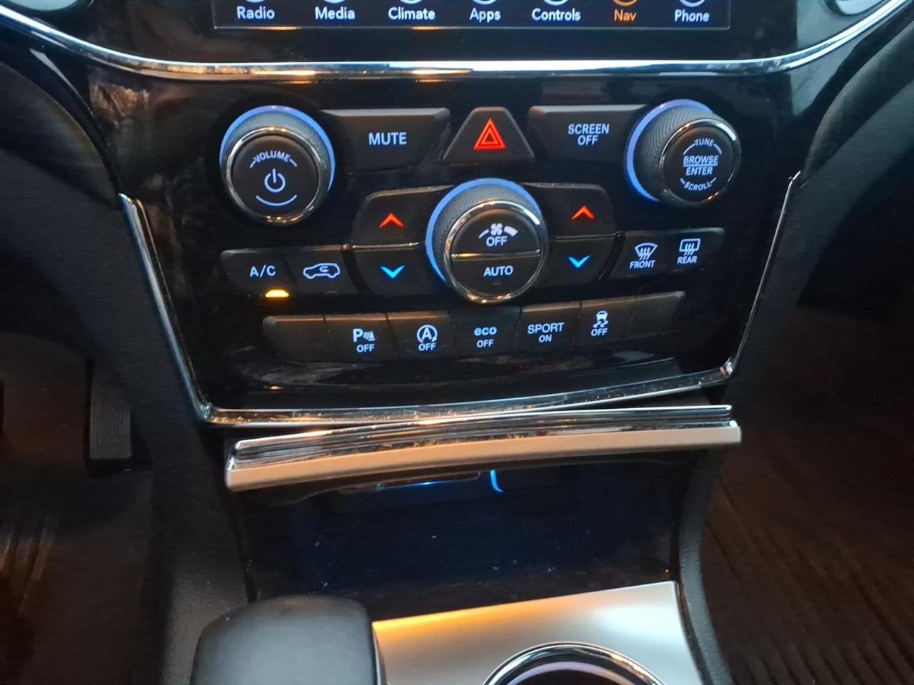 Jeep Grand Cherokee Laredo 4WD 2019