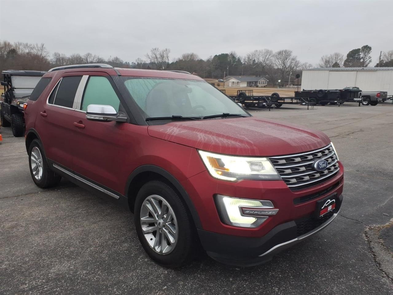 2017 Ford Explorer XLT FWD