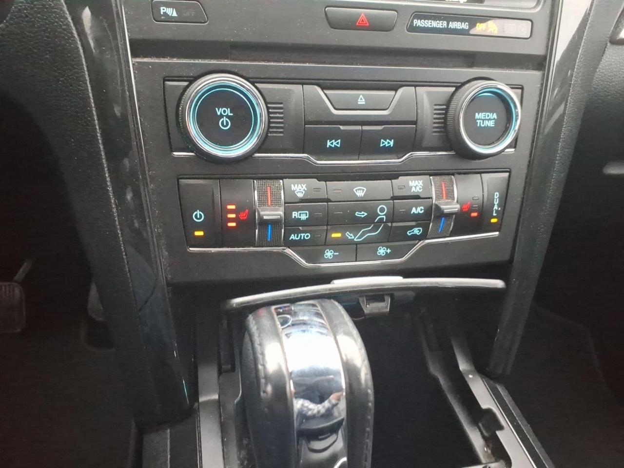 Ford Explorer XLT FWD 2017