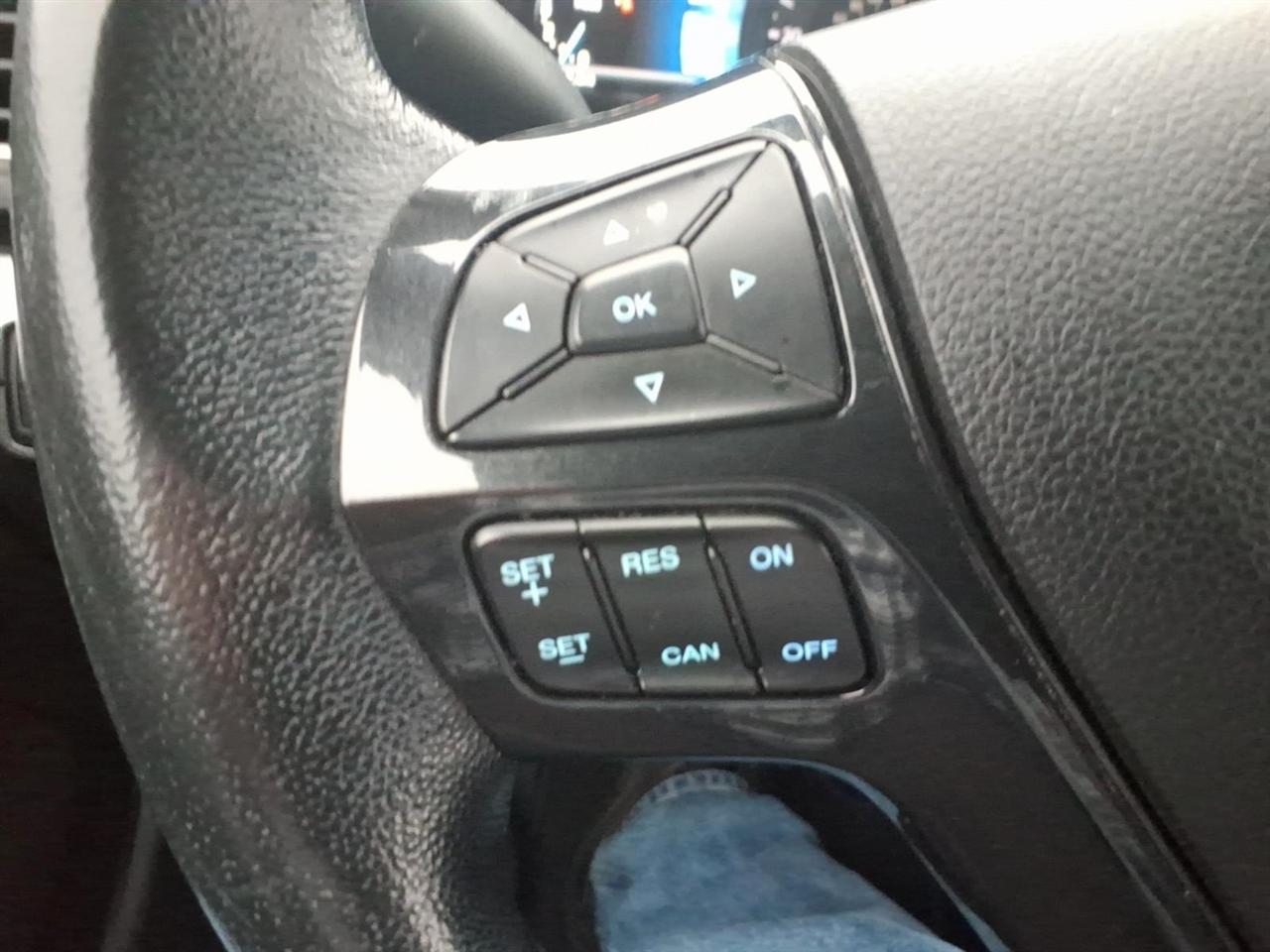 Ford Explorer XLT FWD 2017