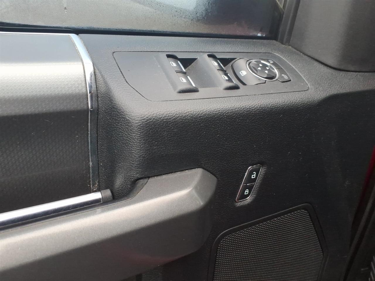 Ford F-150 XLT SuperCrew 6.5-ft. Bed 4WD 2015