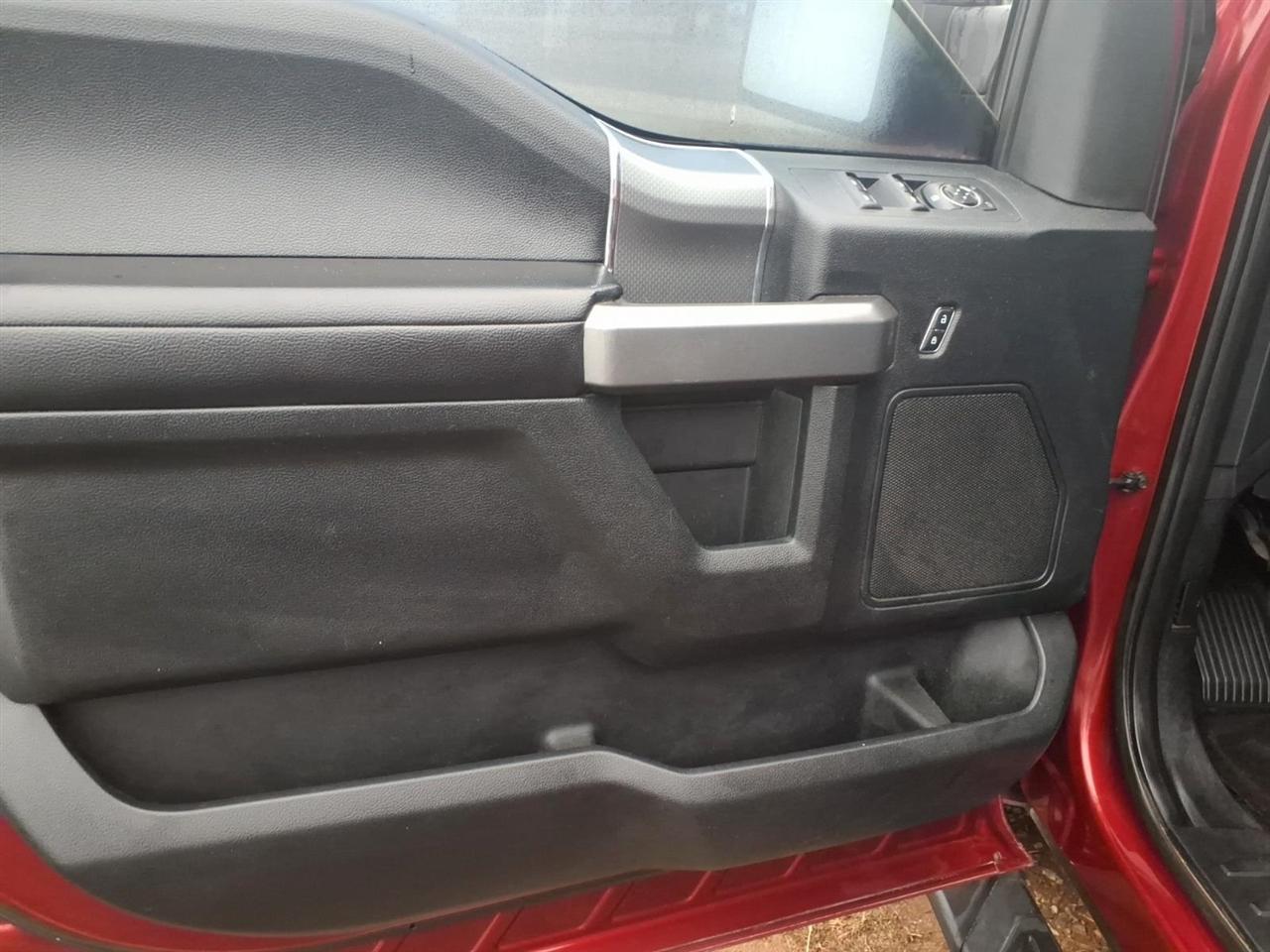 Ford F-150 XLT SuperCrew 6.5-ft. Bed 4WD 2015