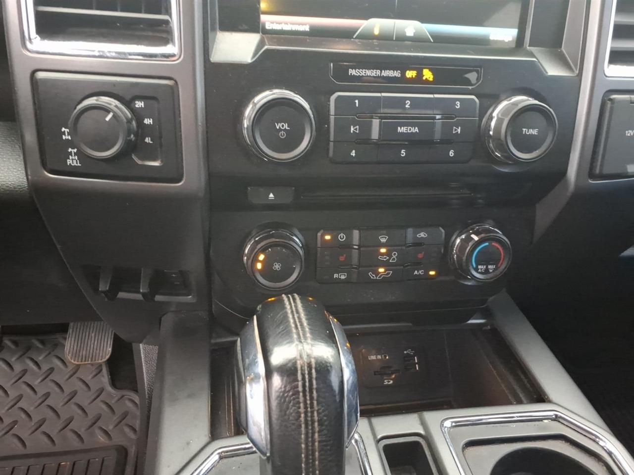 Ford F-150 XLT SuperCrew 6.5-ft. Bed 4WD 2015