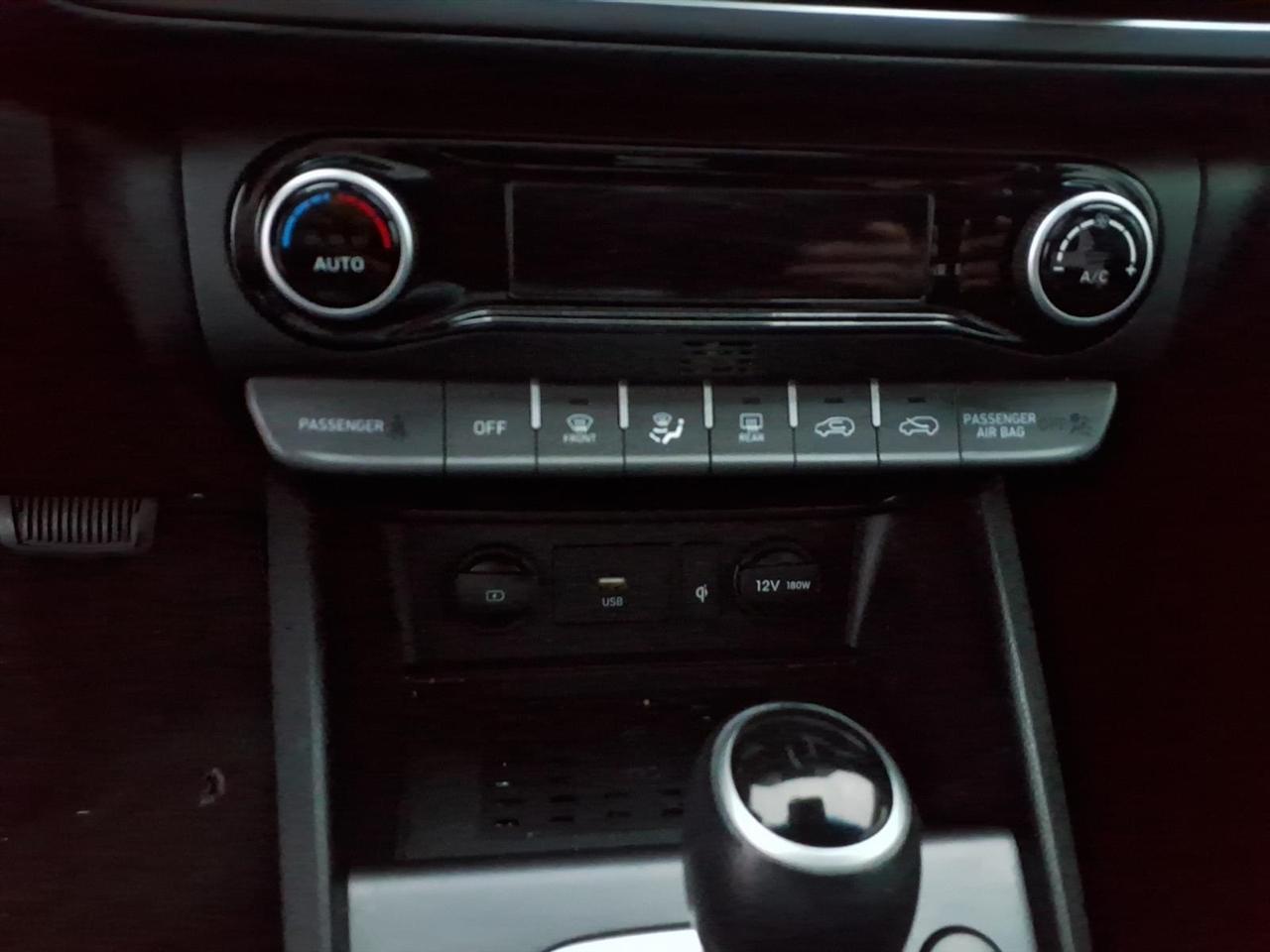 Hyundai Kona SEL AWD 2022