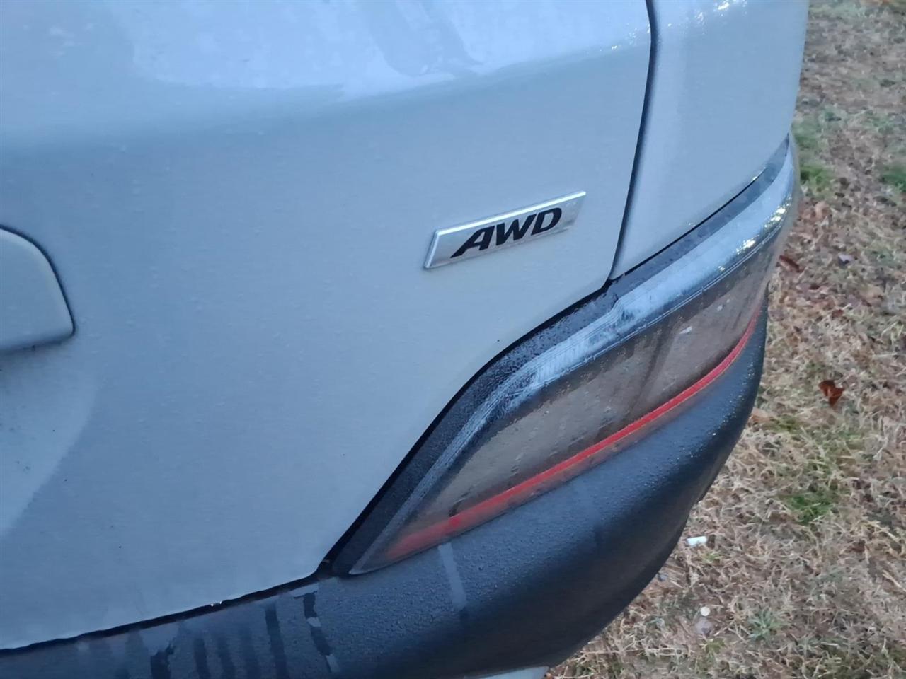 Hyundai Kona SEL AWD 2022