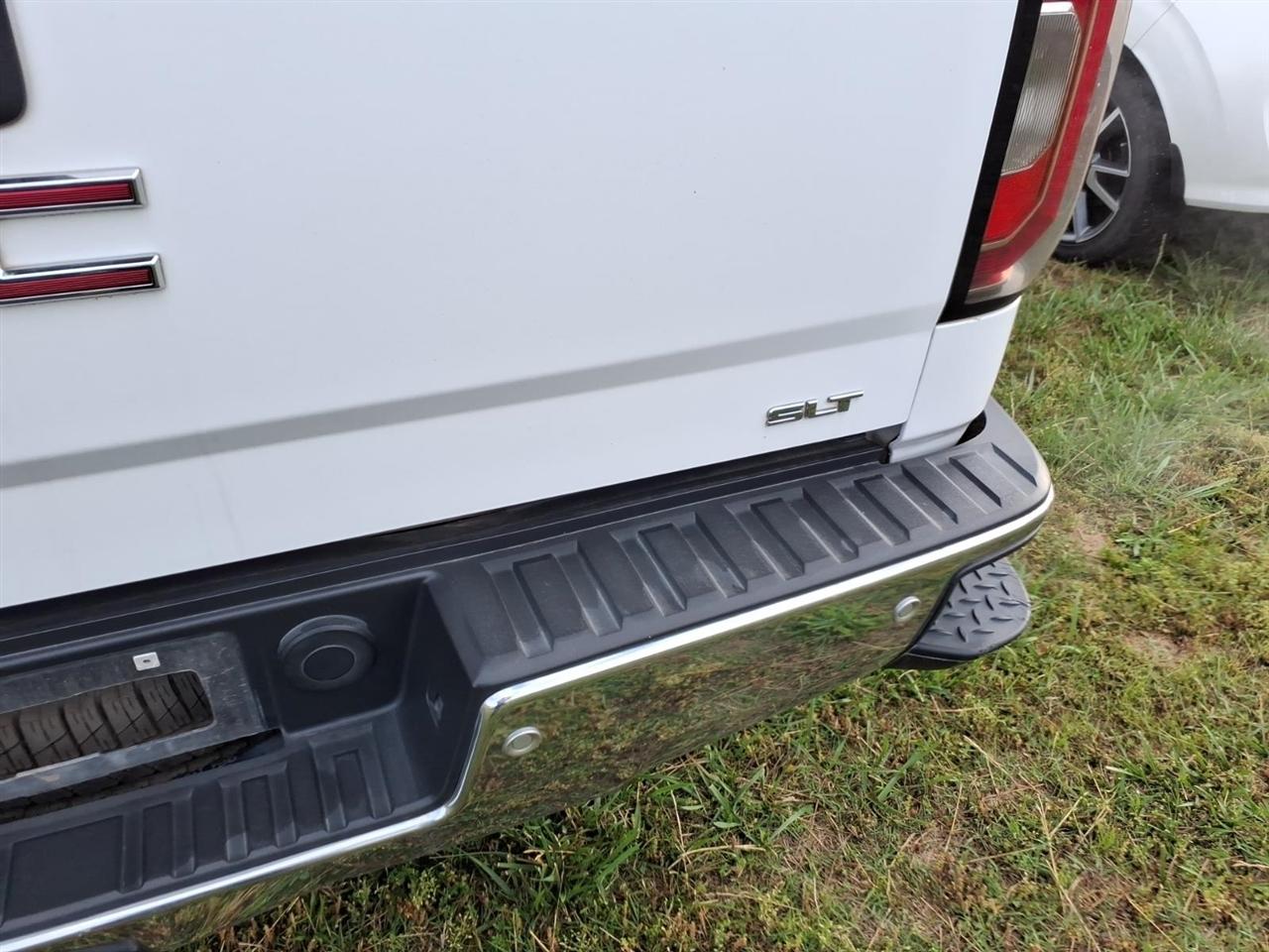 GMC Sierra 1500 SLT Crew Cab Long Box 4WD 2017