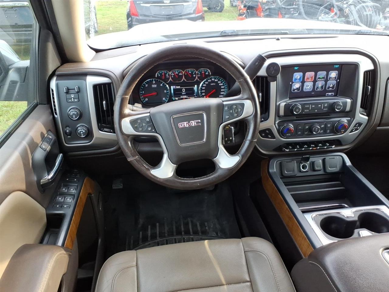 GMC Sierra 1500 SLT Crew Cab Long Box 4WD 2017