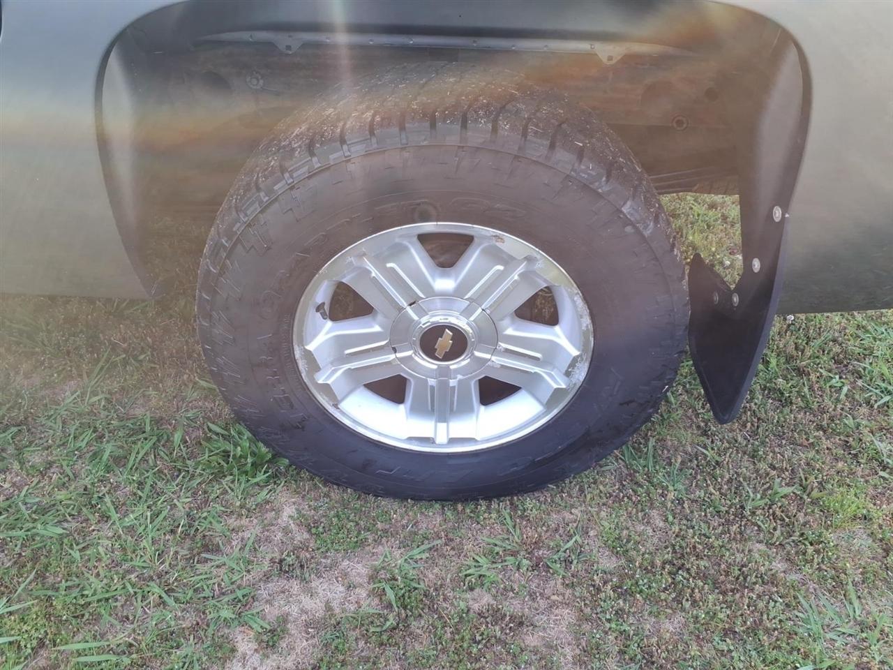 Chevrolet Silverado 1500 LT Crew Cab 4WD 2013