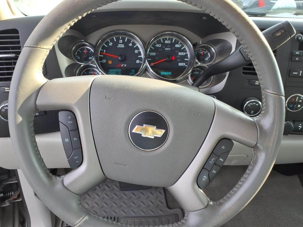 Chevrolet Silverado 1500 LT Crew Cab 4WD 2013
