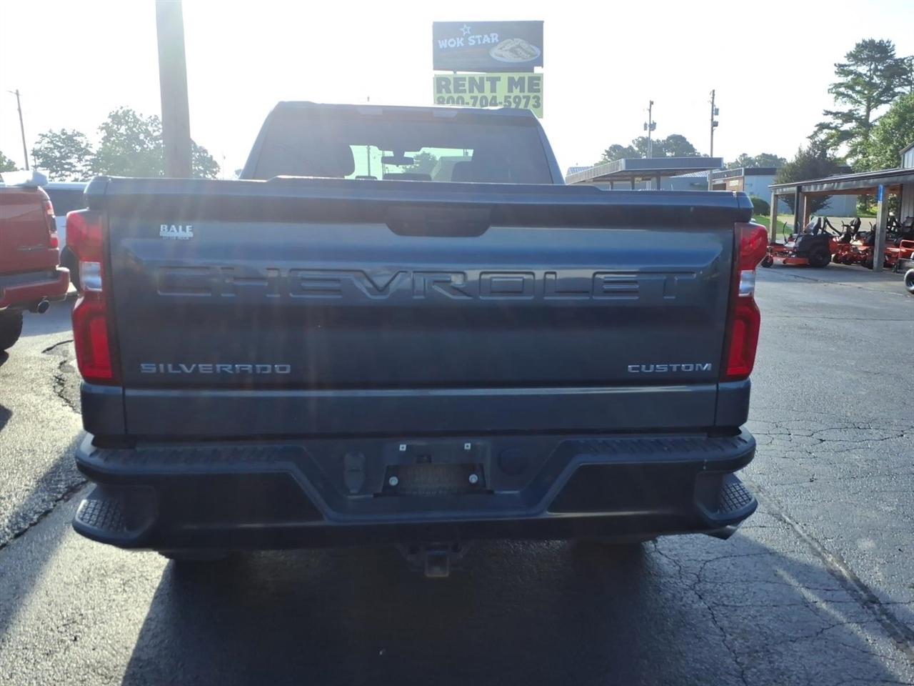 Chevrolet Silverado 1500 Custom Trail Boss Double Cab 4WD 2019