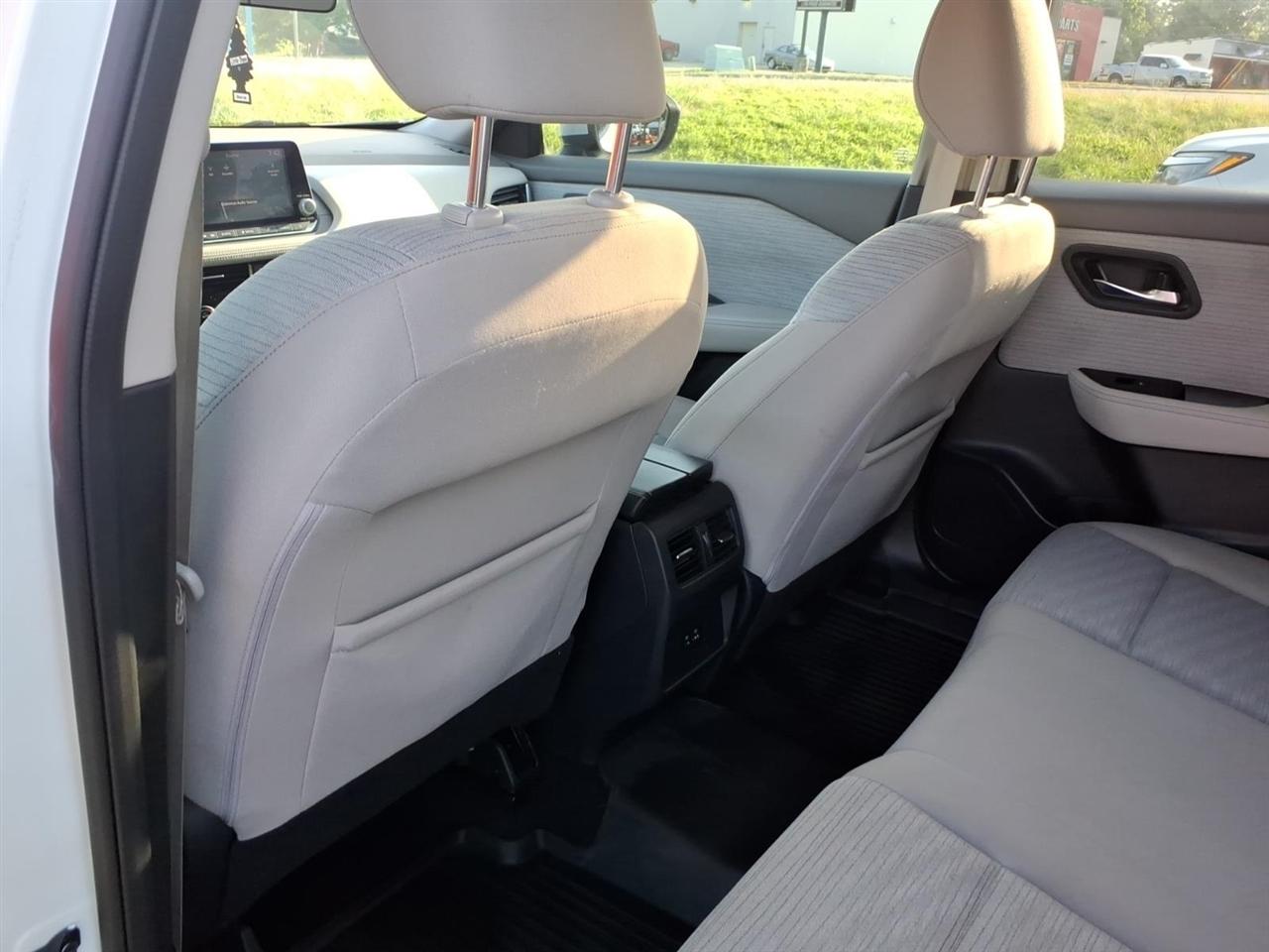 Nissan Rogue SV 2021