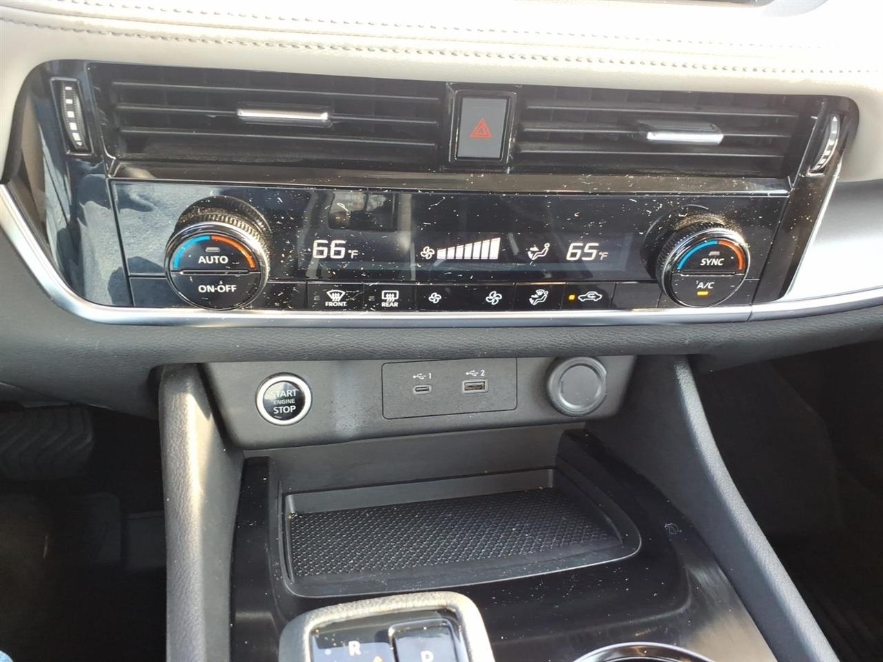 Nissan Rogue SV 2021