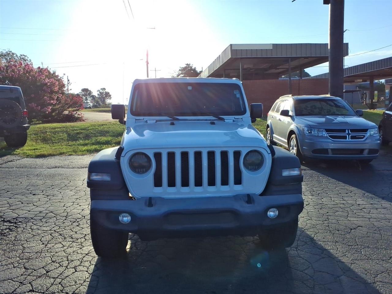 Jeep Wrangler Unlimited Sport 2018