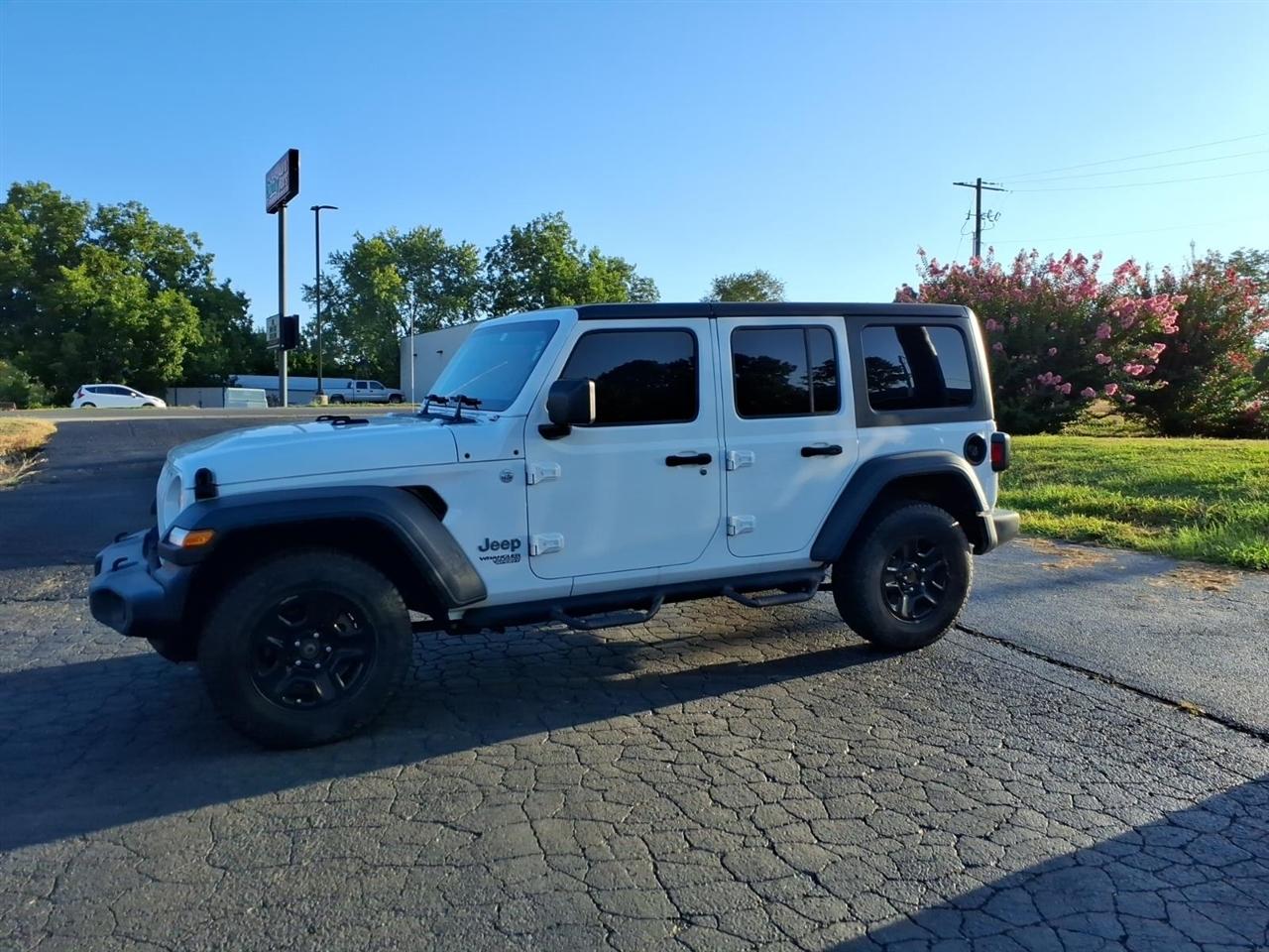Jeep Wrangler Unlimited Sport 2018