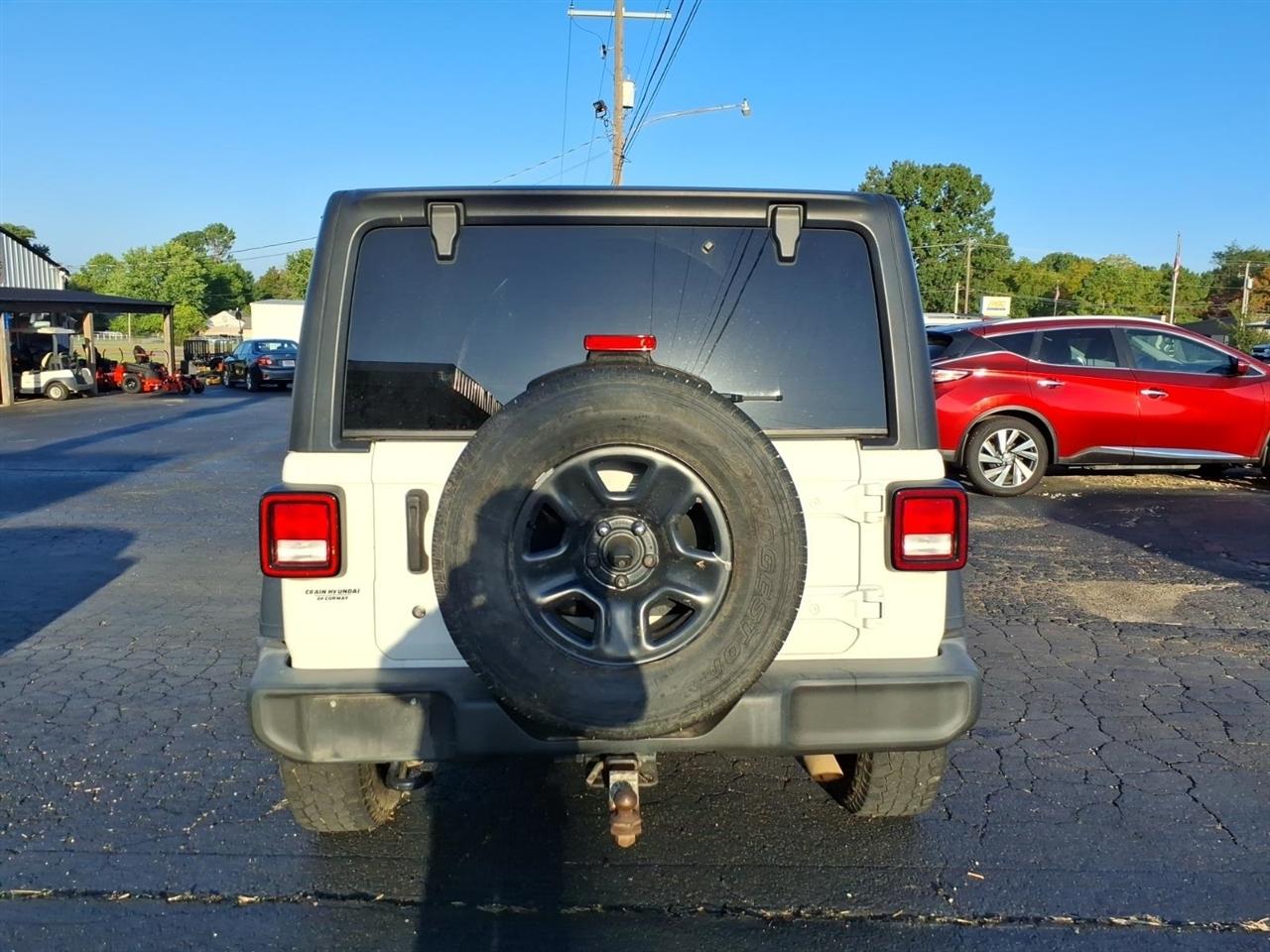 Jeep Wrangler Unlimited Sport 2018