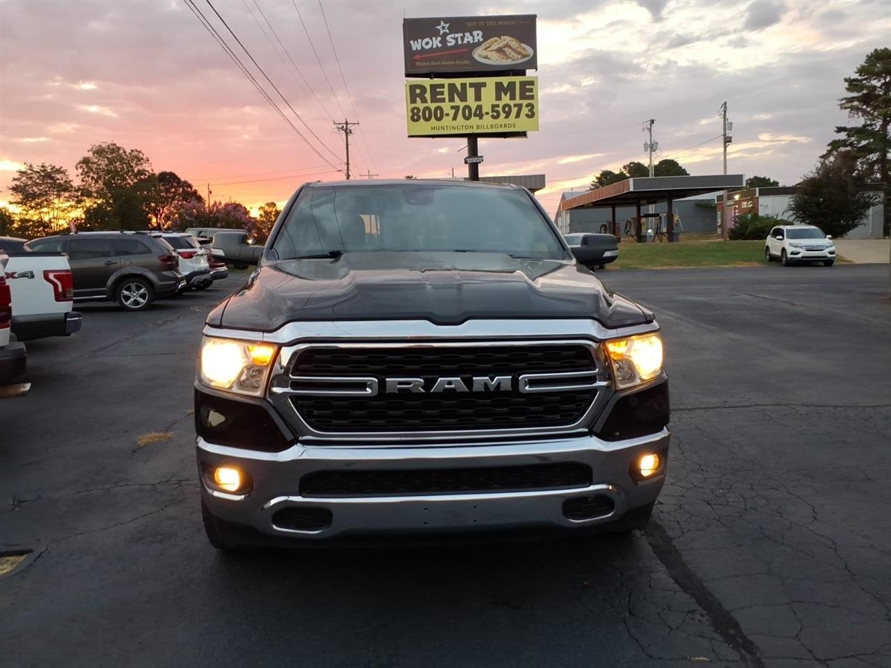 RAM 1500 Big Horn Crew Cab SWB 4WD 2022