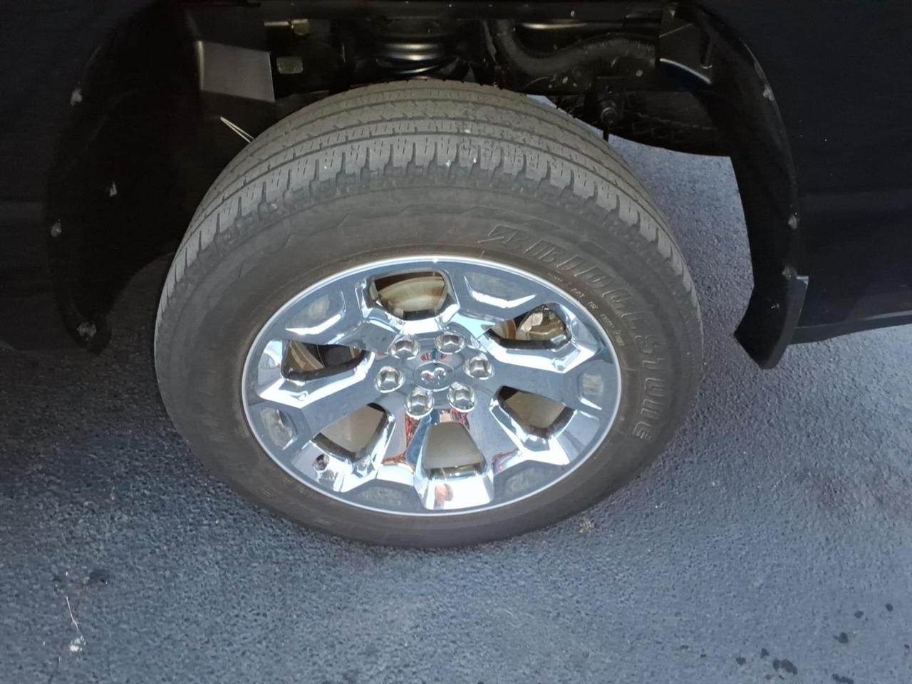 RAM 1500 Big Horn Crew Cab SWB 4WD 2022
