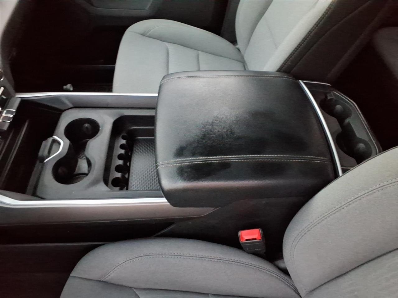 RAM 1500 Big Horn Crew Cab SWB 4WD 2022