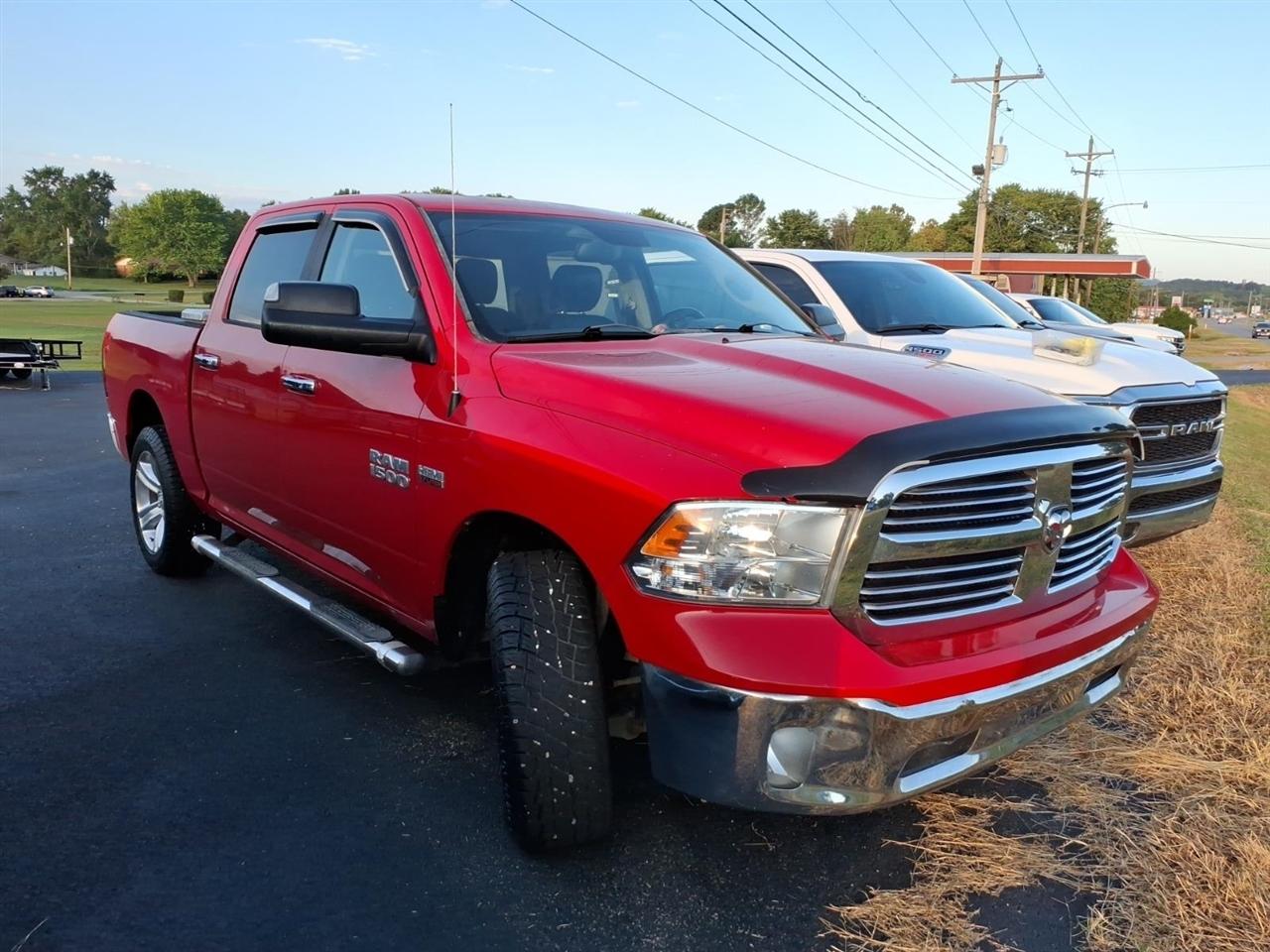 RAM 1500 SLT Crew Cab SWB 4WD 2014