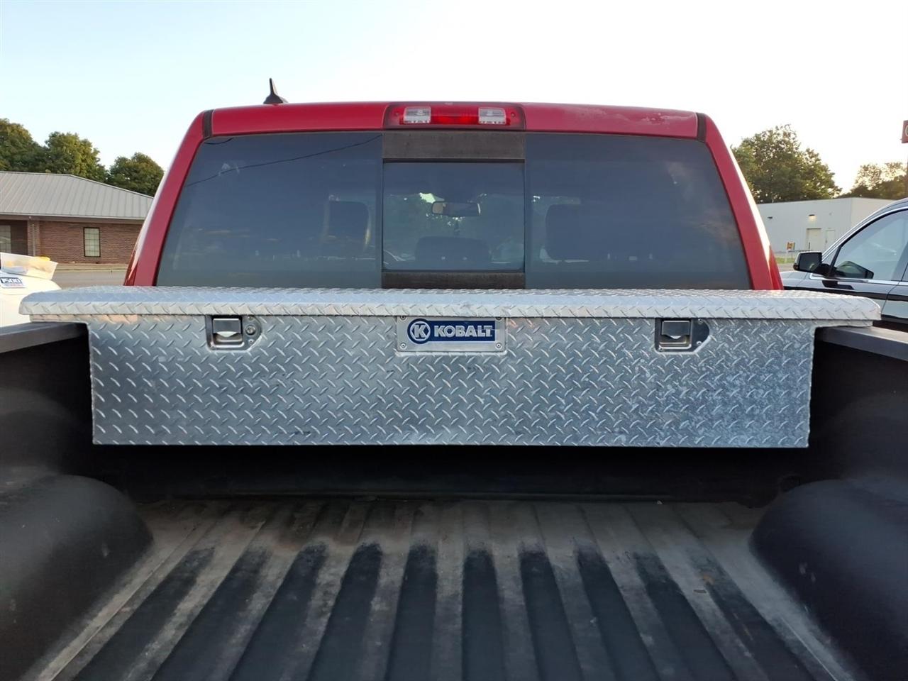 RAM 1500 SLT Crew Cab SWB 4WD 2014