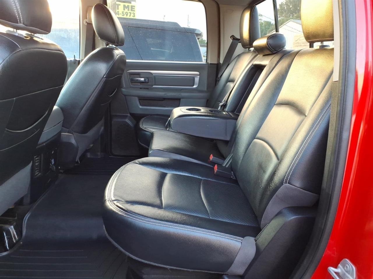 RAM 1500 SLT Crew Cab SWB 4WD 2014