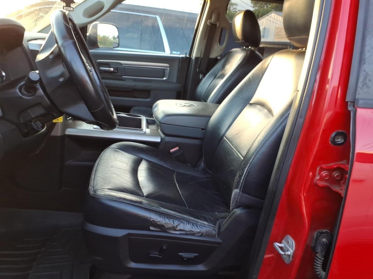 RAM 1500 SLT Crew Cab SWB 4WD 2014