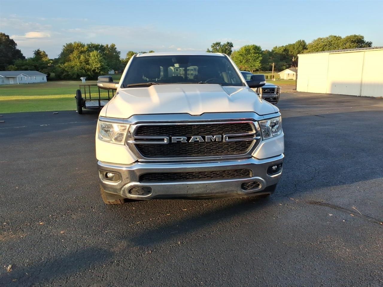 RAM 1500 Big Horn Crew Cab SWB 4WD 2022