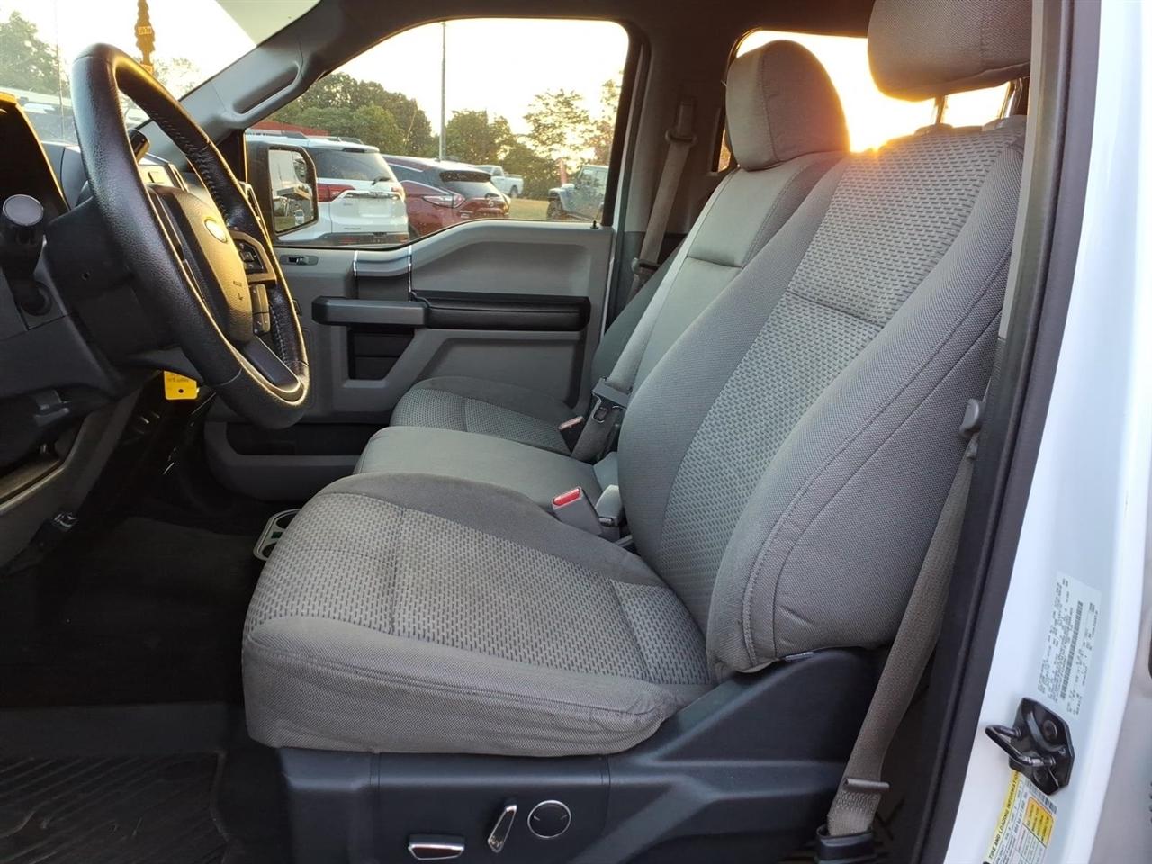 Ford F-150 XLT SuperCrew 6.5-ft. Bed 4WD 2015
