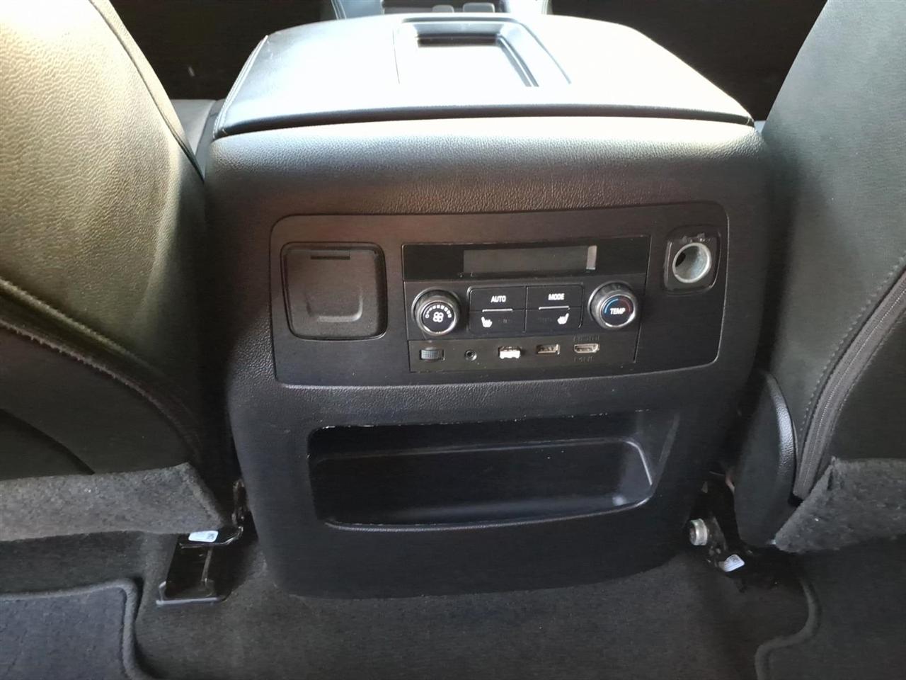 GMC Yukon SLT 4WD 2018