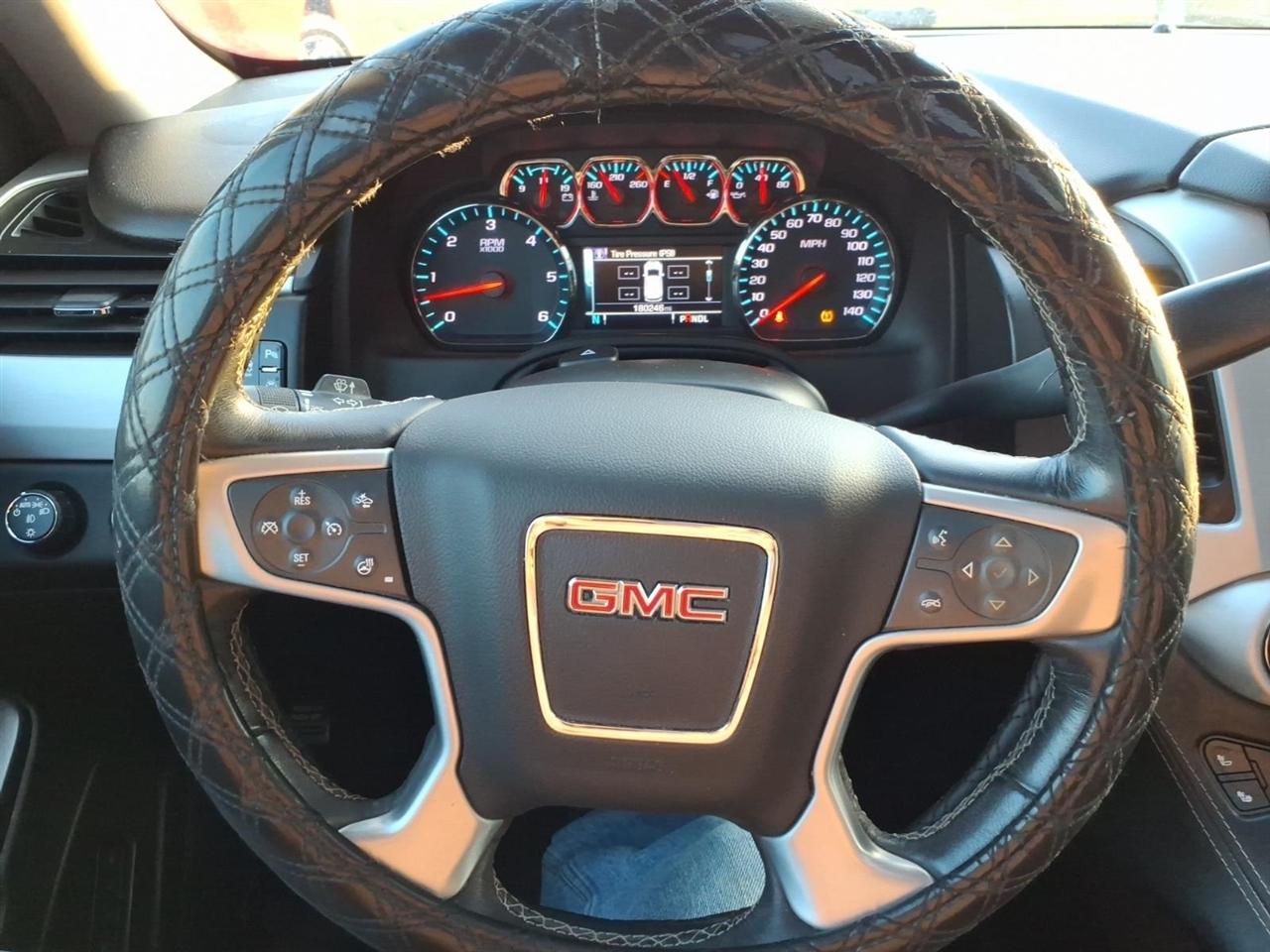 GMC Yukon SLT 4WD 2018