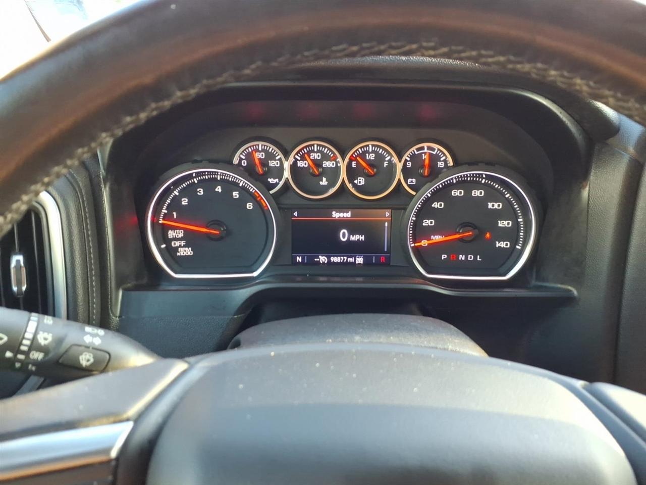 Chevrolet Silverado 1500 LT Crew Cab 4WD 2020