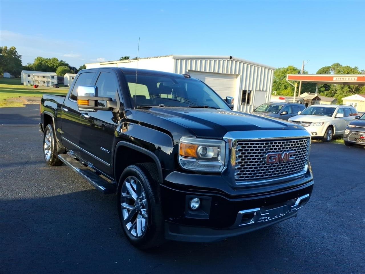 GMC Sierra 1500 Denali Crew Cab Long Box 4WD 2015