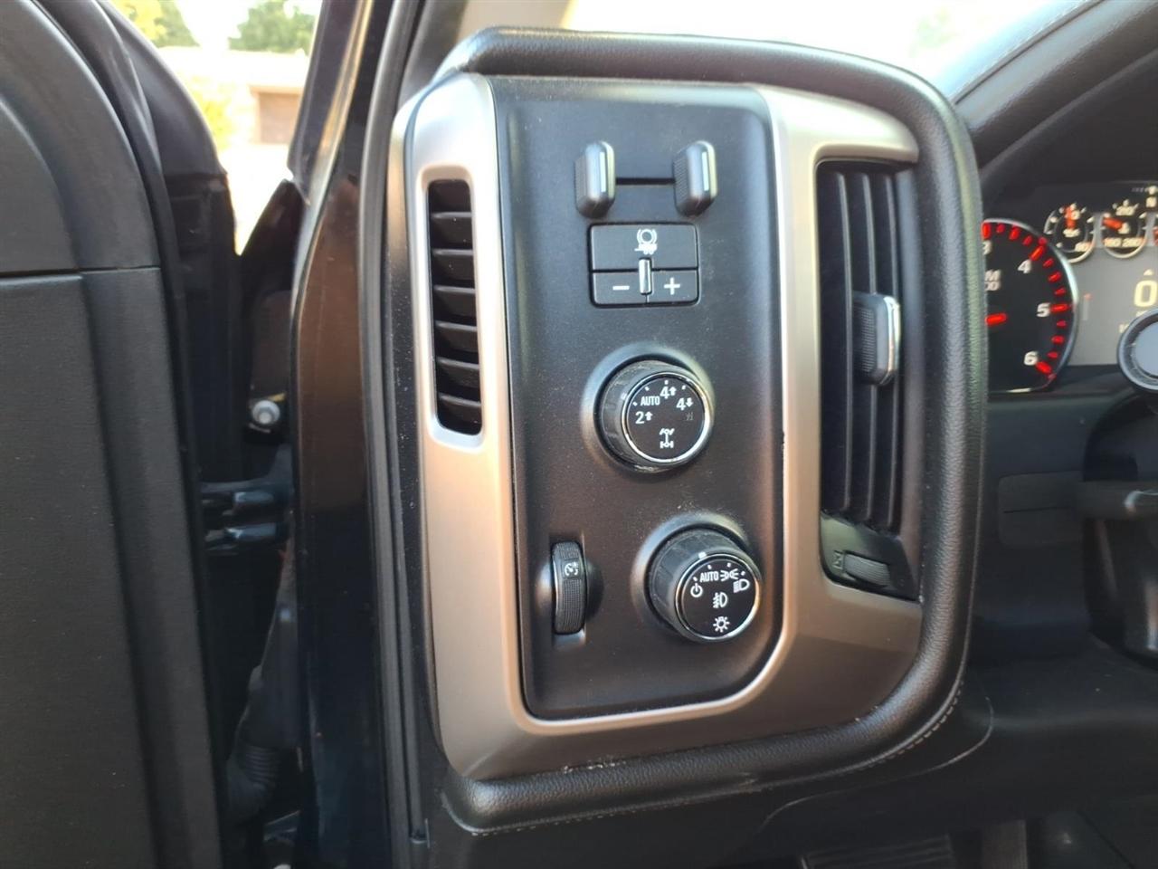 GMC Sierra 1500 Denali Crew Cab Long Box 4WD 2015
