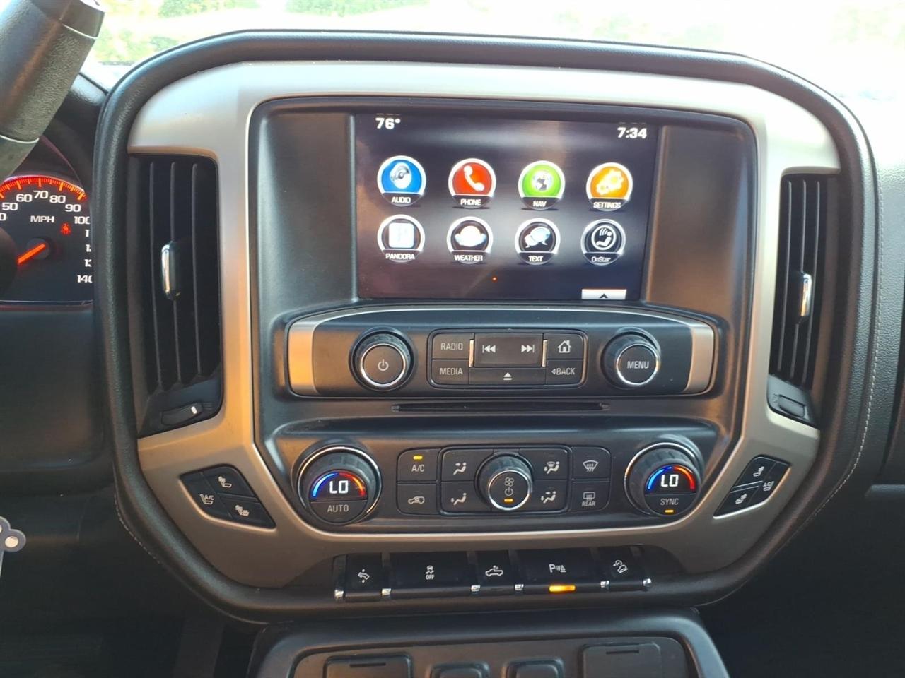 GMC Sierra 1500 Denali Crew Cab Long Box 4WD 2015