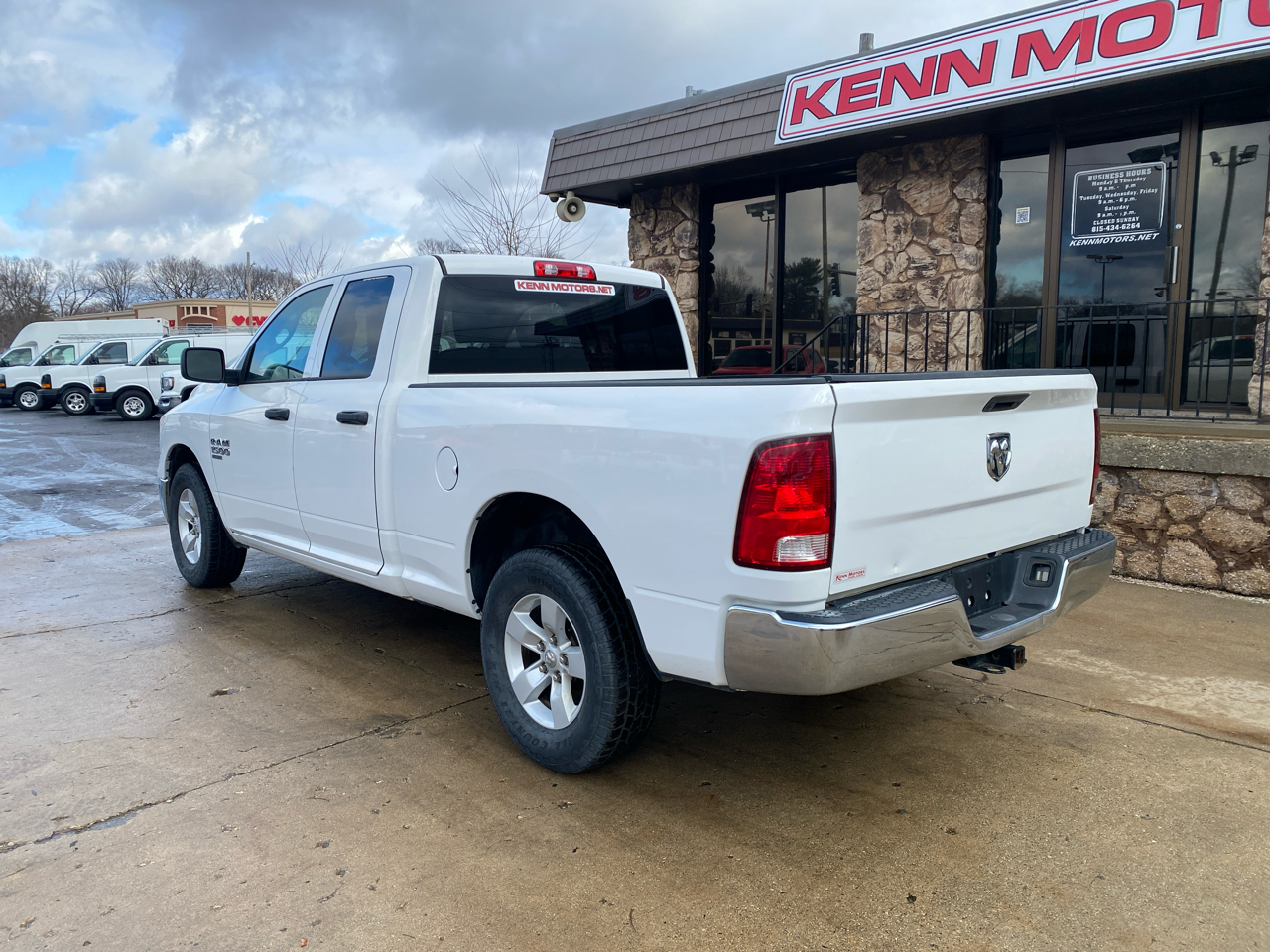 RAM 1500 Classic Tradesman 4x2 Quad Cab 6'4" Box 2020