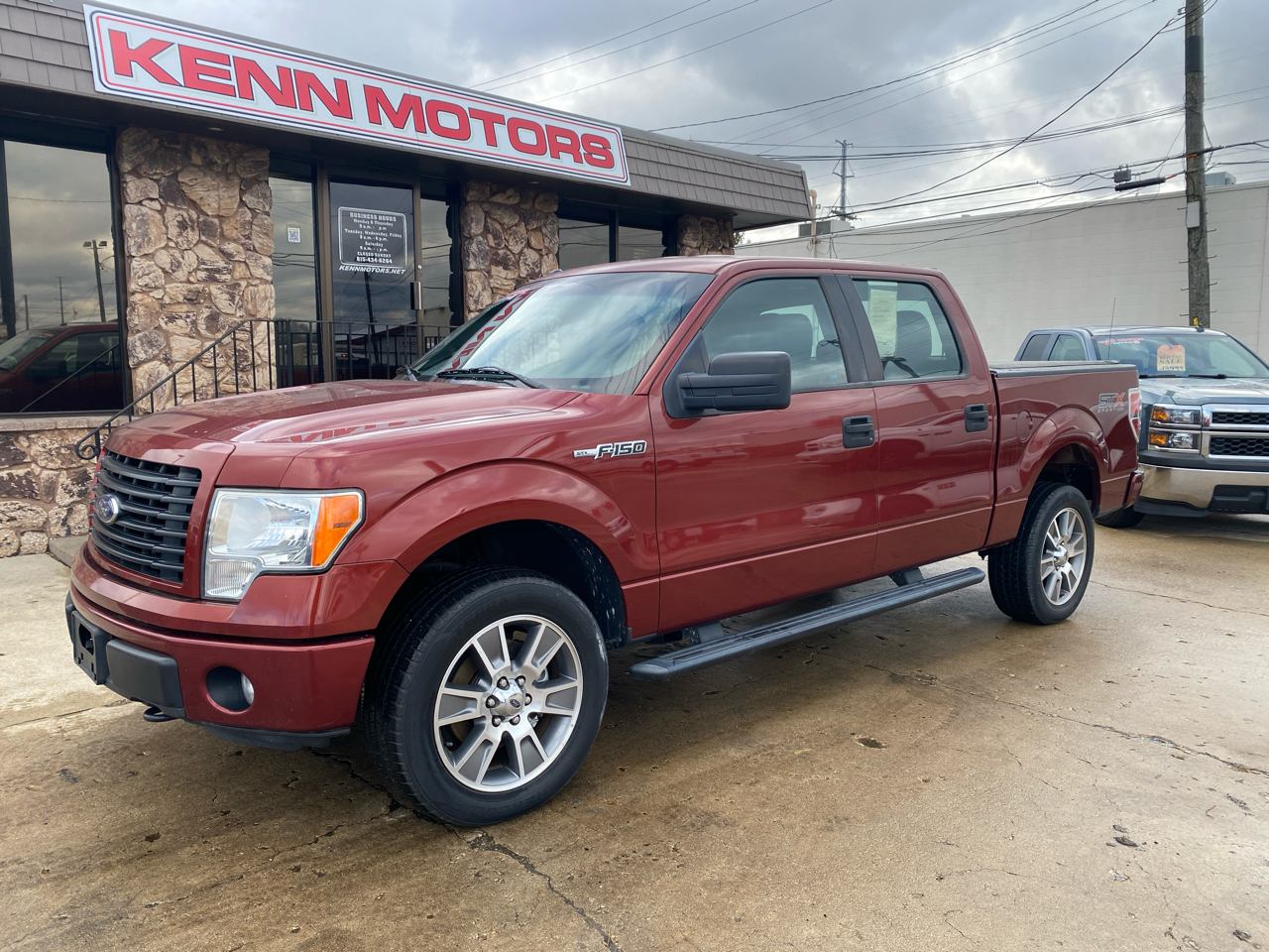 Ford F-150 4WD SuperCab 133" STX 2014
