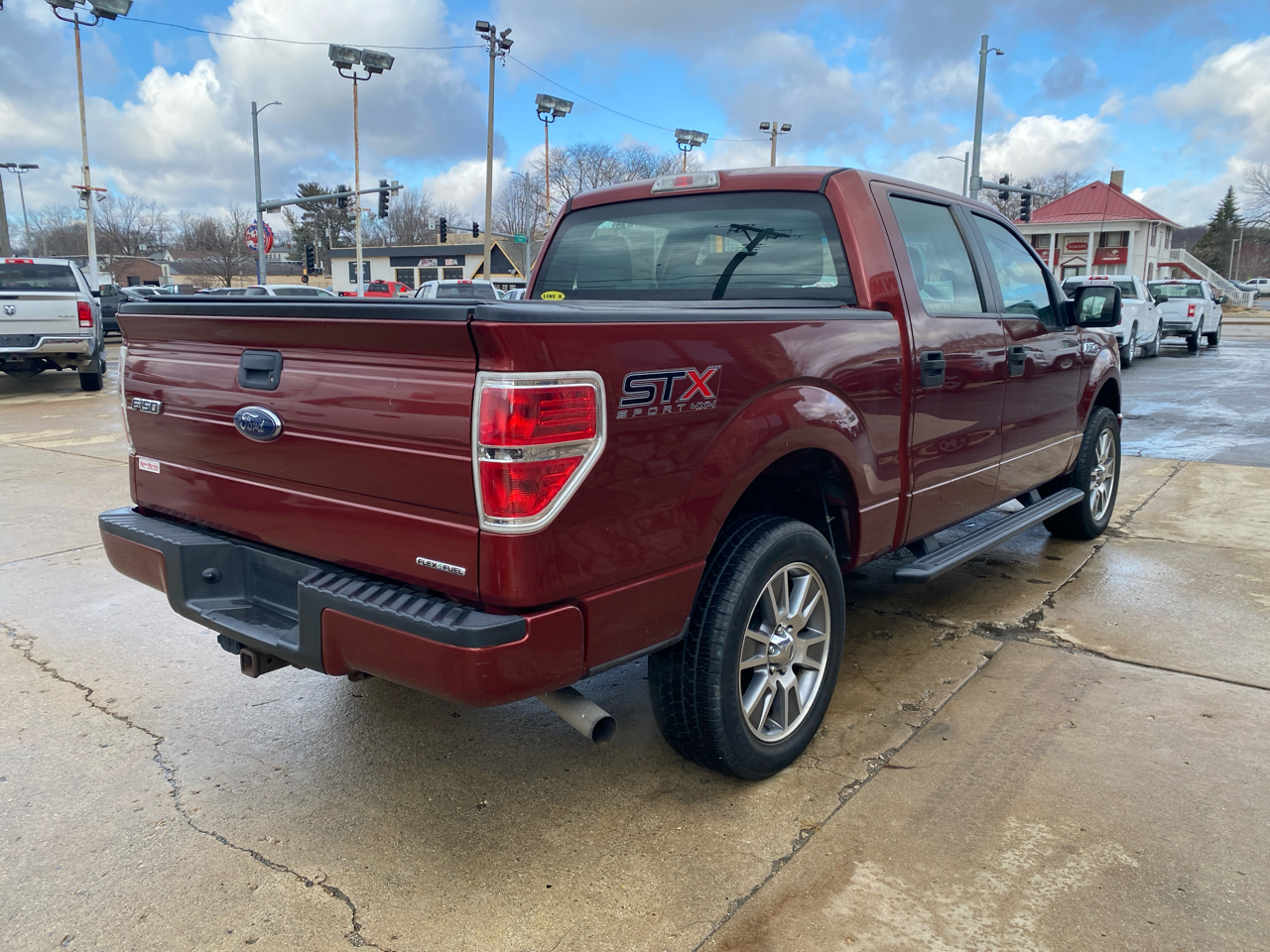 Ford F-150 4WD SuperCab 133" STX 2014