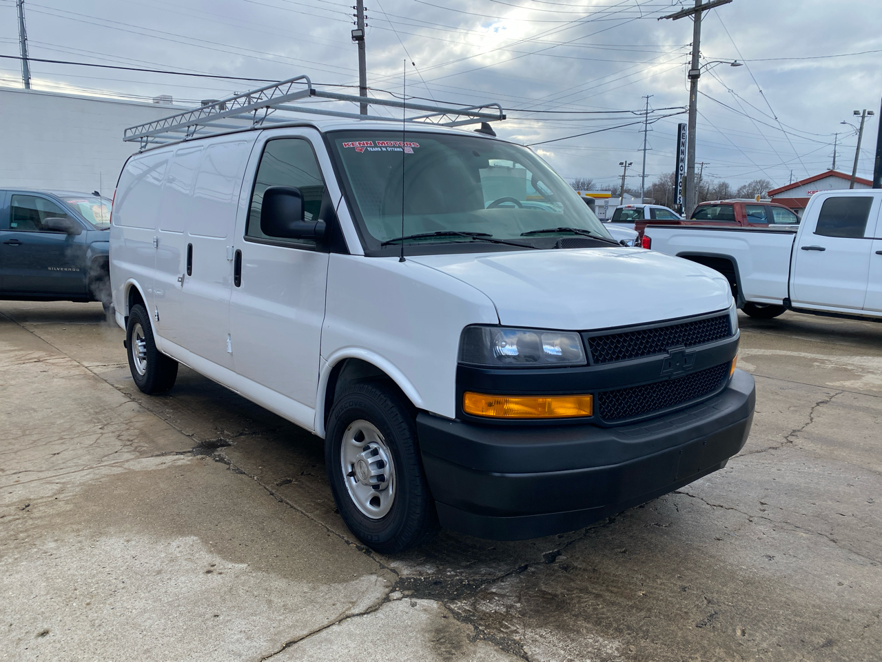 Chevrolet Express Cargo Van RWD 2500 135" 2019