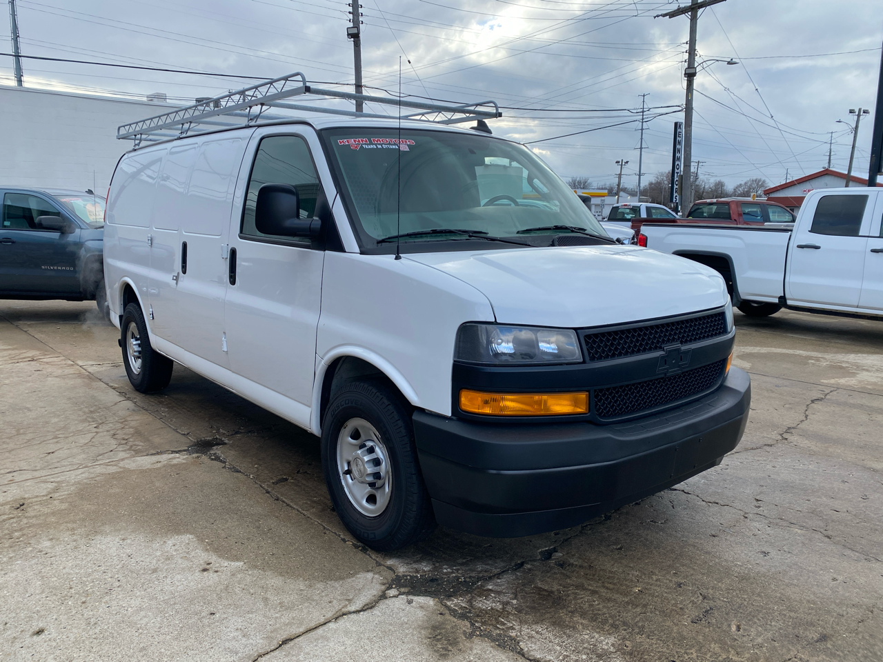 Chevrolet Express Cargo Van RWD 2500 135" 2019