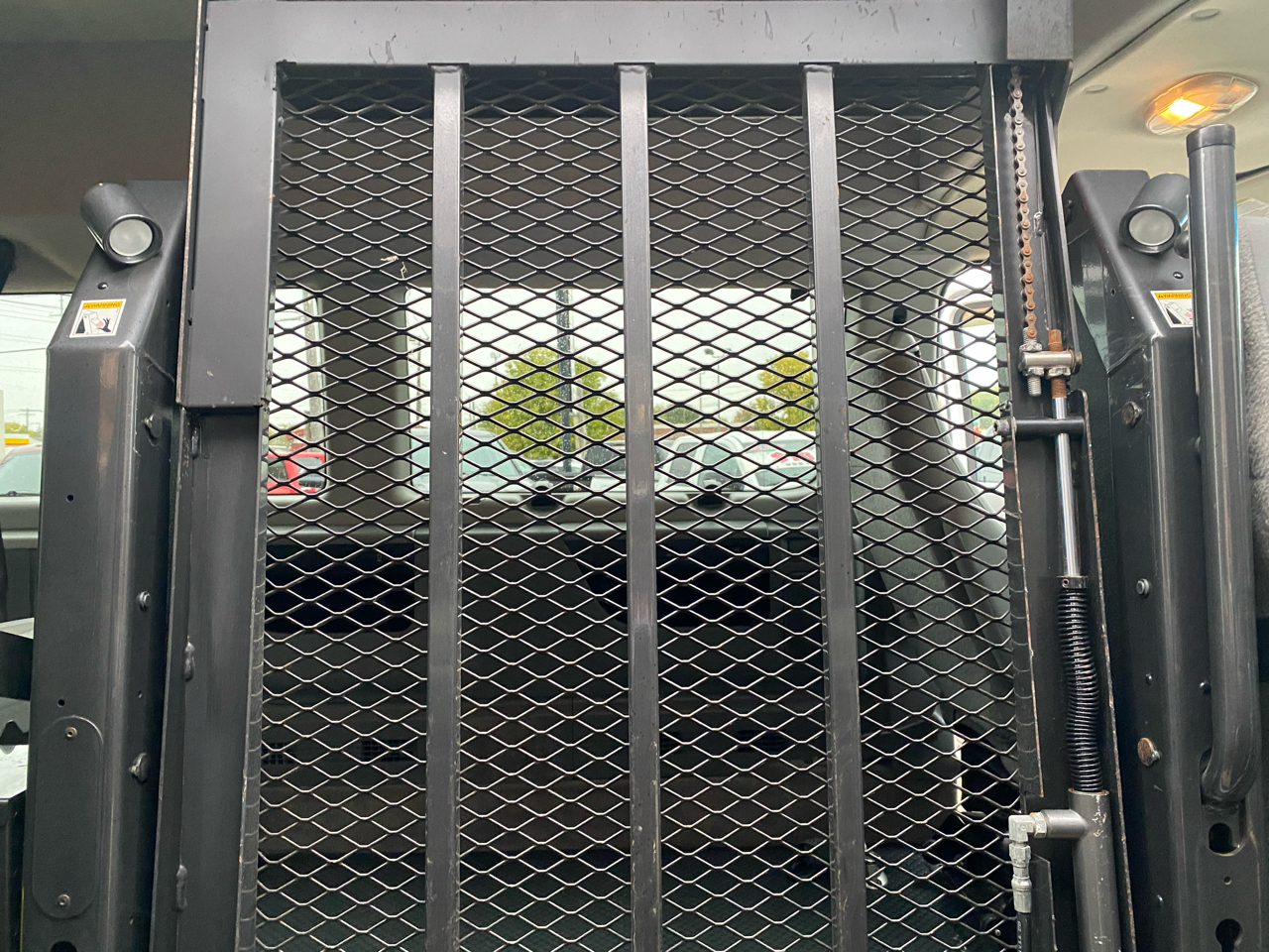 Ford Econoline Wagon E-350 Super Chateau 2006 Ford Econoline Wagon E-350 Super Chateau 2006