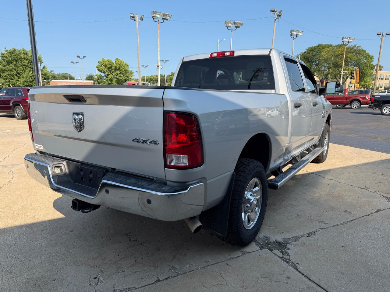 RAM 2500 4WD Crew Cab 149" Tradesman 2016