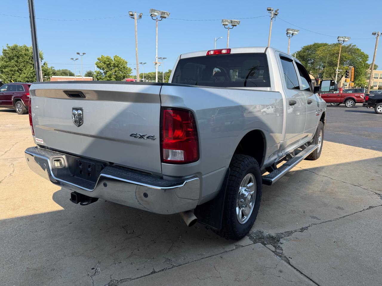 RAM 2500 4WD Crew Cab 149" Tradesman 2016