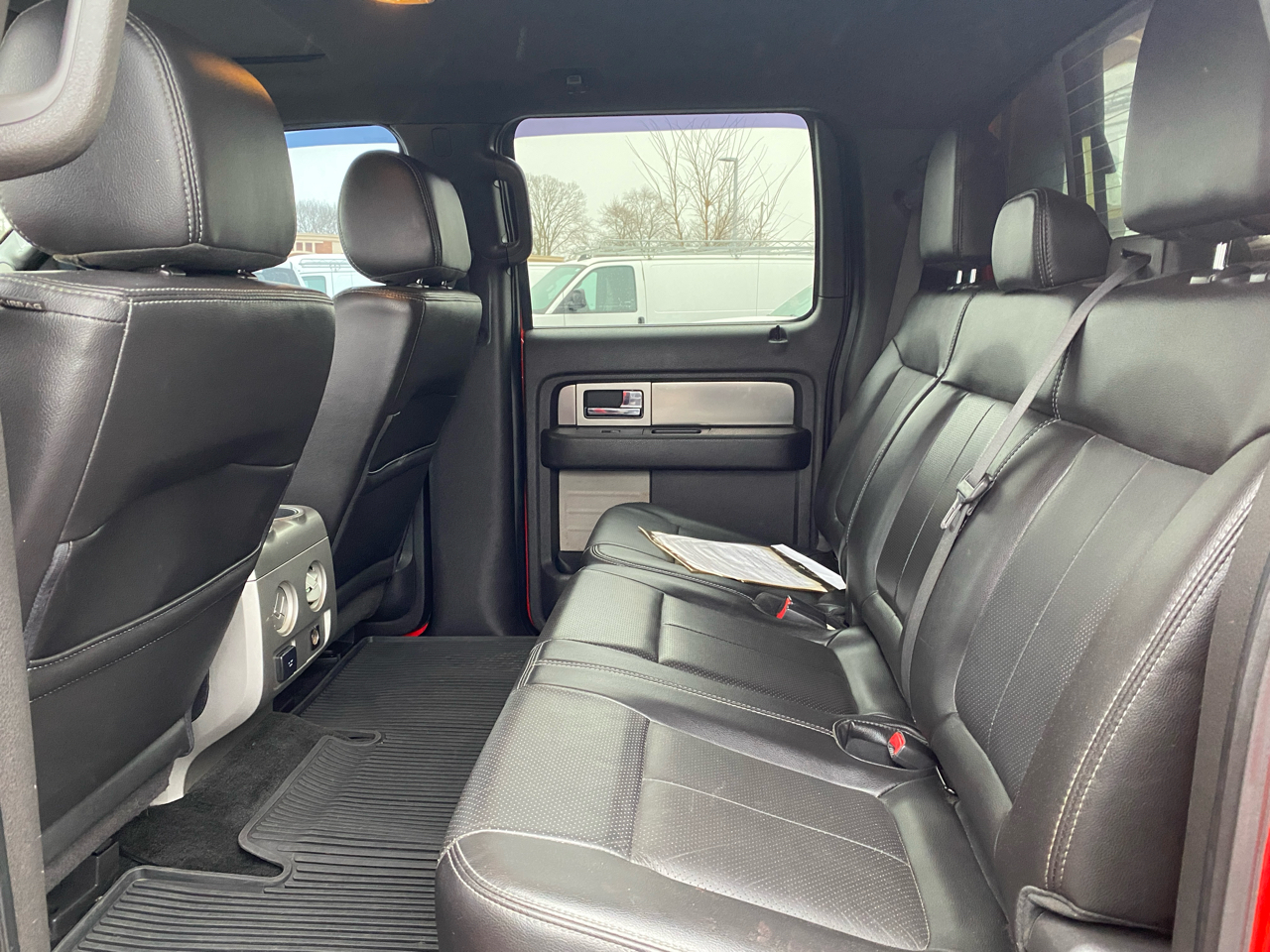 Ford F-150 4WD SuperCrew 145" Platinum 2014