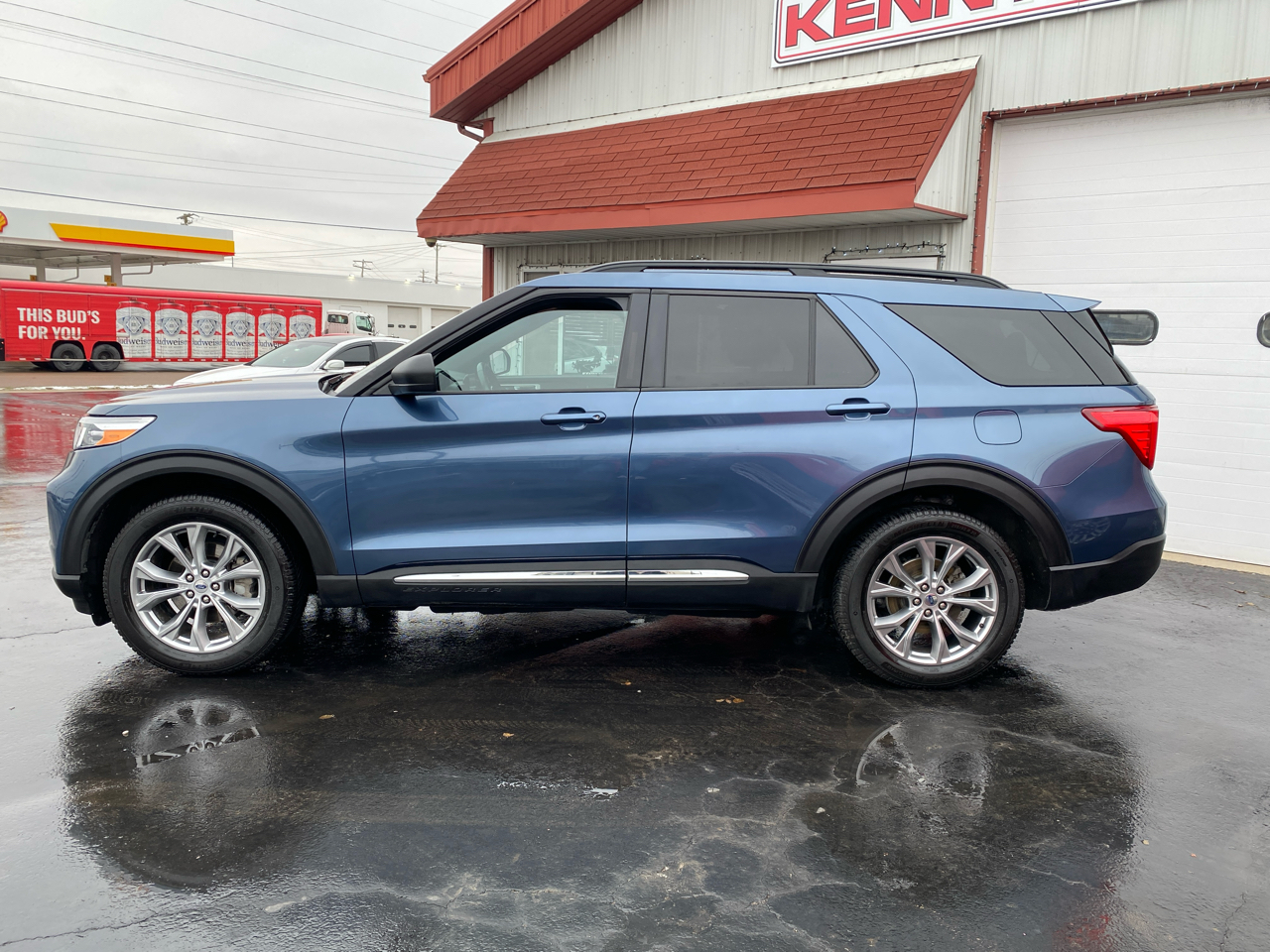 Ford Explorer XLT 4WD 2020
